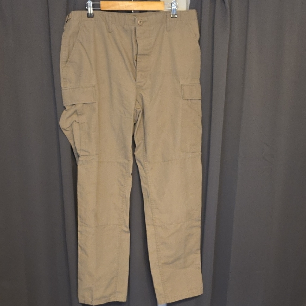 Propper Tactical Pants Mens Tan Cargo Pants Button Fly Pockets Sz L(35x32) EUC‎